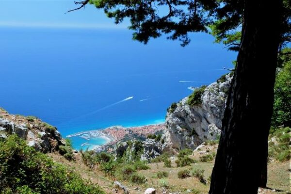 Week-end, Le Berceau des Alpes